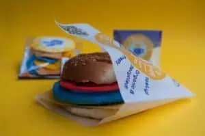 Makanan (burger) plastik