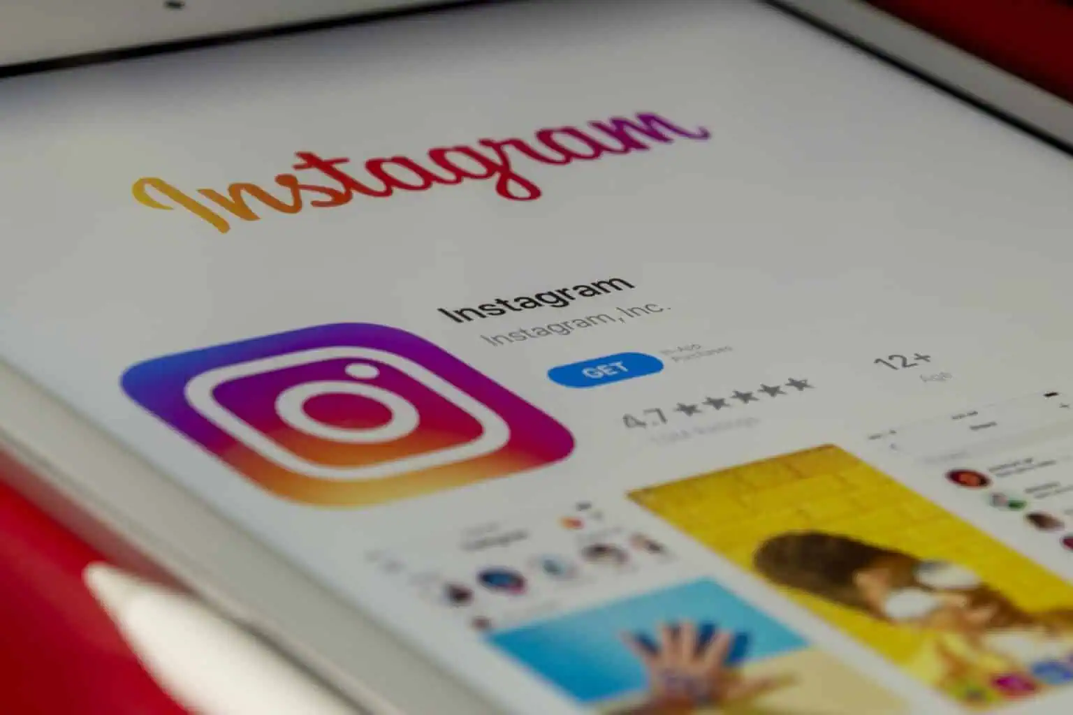 Instagram dalam App Store