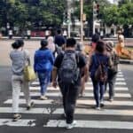 Tur Jalan Kaki: Alternatif Wisata Murah Masyarakat Kota